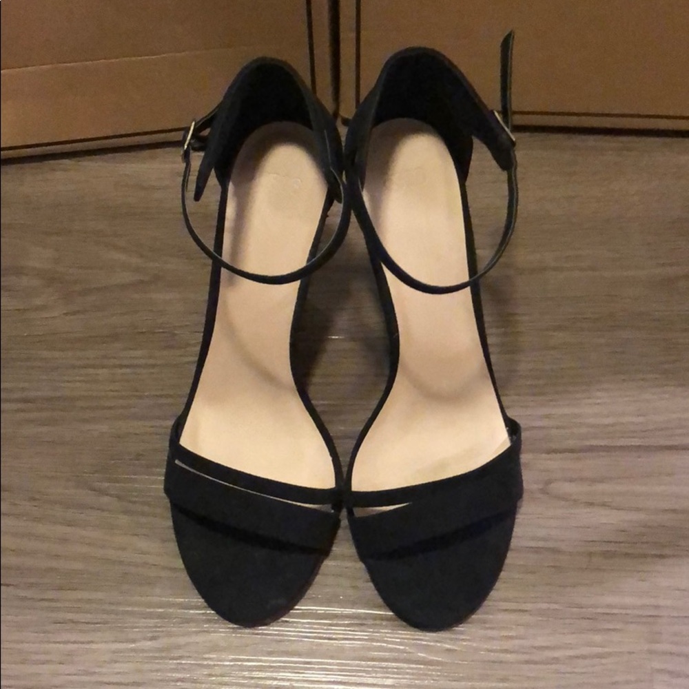 10W ASOS Black Ankle Strap Heels